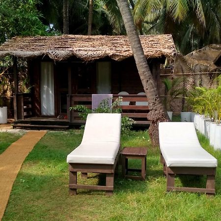 Mamagoa Beach Resort Mandrem Zewnętrze zdjęcie